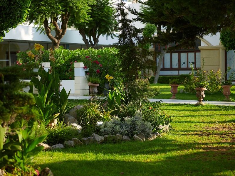 Mitsis Grand Hotel Rhodes City Екстер'єр фото The campus of the University of Patras